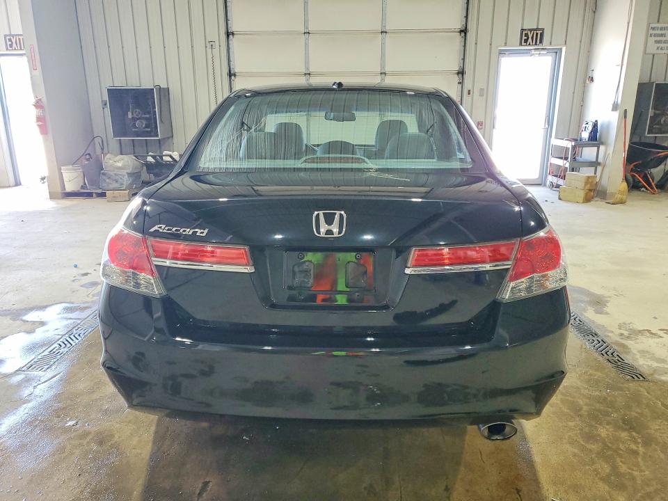 49296106 :رقم المزاد ، 1HGCP2F86CA052556 vin ، 2012 Honda Accord مزاد بيع