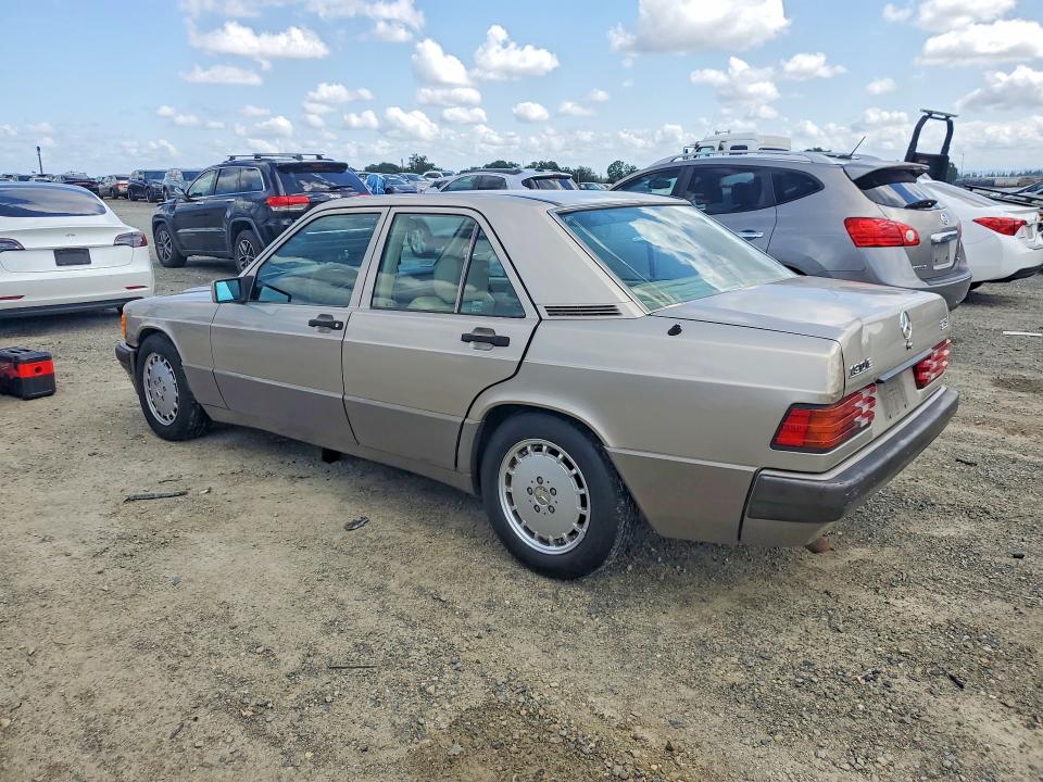 Продажа на аукционе авто 1993 Mercedes-benz 190, vin: WDBDA28D5PG032718, номер лота: 51387716