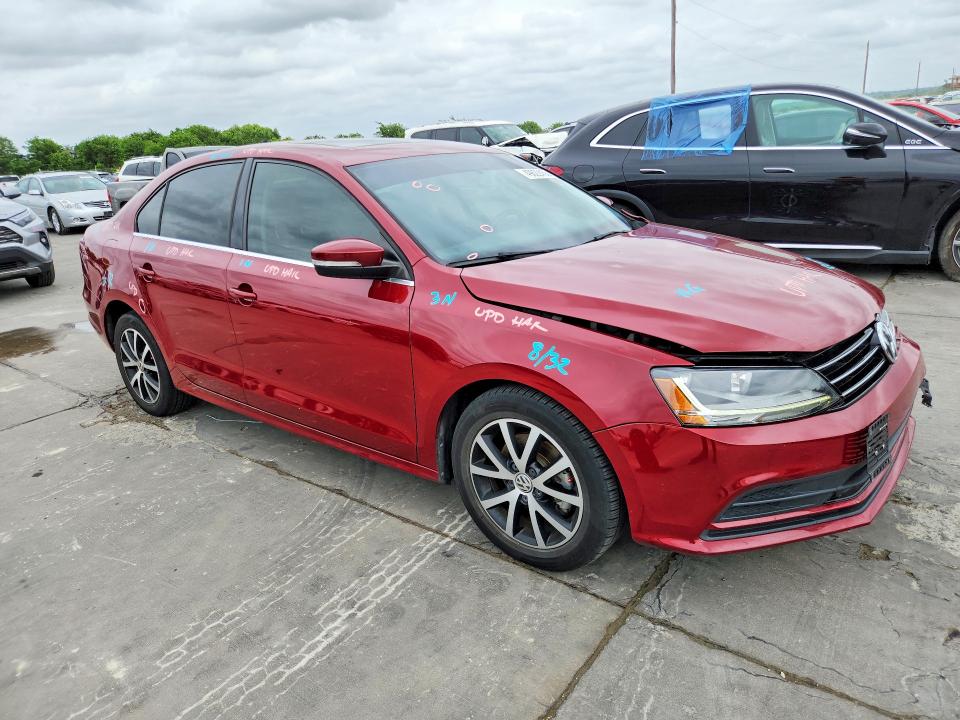 49822456 :رقم المزاد ، 3VWDB7AJ1HM361576 vin ، 2017 Volkswagen Jetta مزاد بيع
