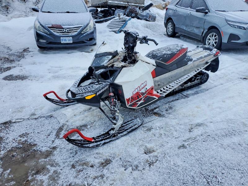 47528786 :رقم المزاد ، 2BPSBSAA8AV000204 vin ، 2010 Skid Renegade X 800r Rer مزاد بيع