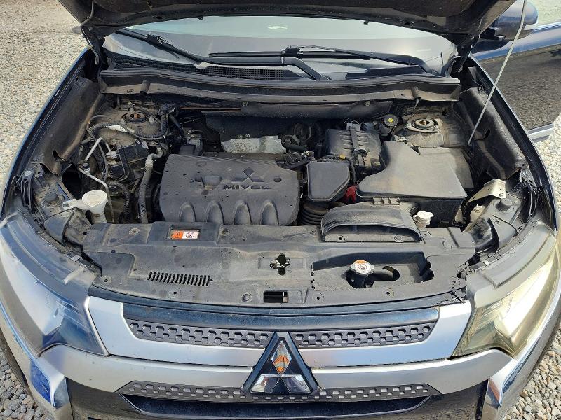 Продажа на аукционе авто 2020 Mitsubishi Outlander, vin: JA4AZ3A33LZ024369, номер лота: 49401276