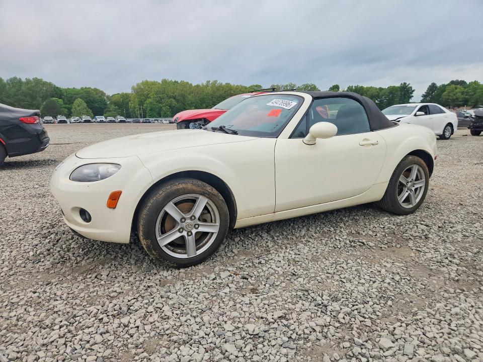 Auction sale of the 2008 Mazda Mx-5 Miata, vin: JM1NC25F380153067, lot number: 49476996