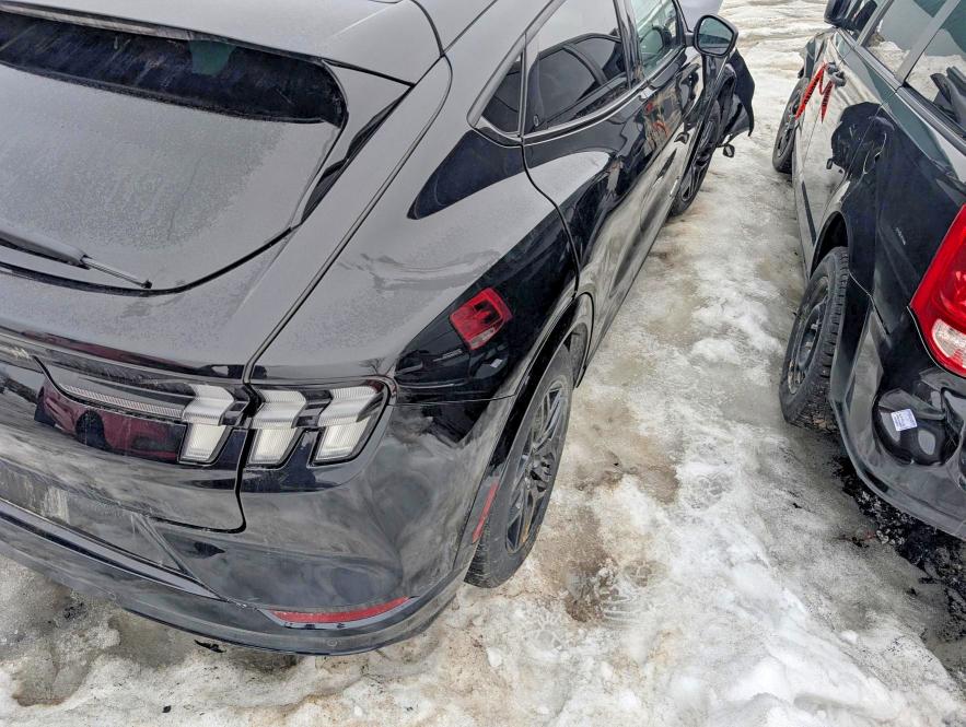 49328566 :رقم المزاد ، 3FMTK3SU7NMA48832 vin ، 2022 Ford Mustang Mach-e مزاد بيع