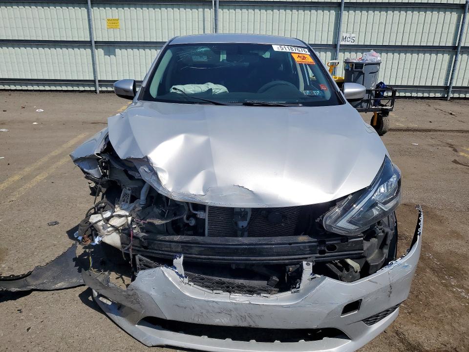 51187676 :رقم المزاد ، 3N1AB7AP9JY242346 vin ، 2018 Nissan Sentra مزاد بيع