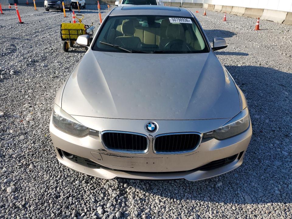 2013 Bmw 328 მანქანა იყიდება აუქციონზე, vin: WBA3B5G56DNS01400, აუქციონის ნომერი: 50798936