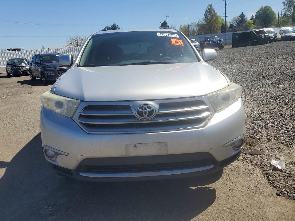 2013 Toyota Highlander მანქანა იყიდება აუქციონზე, vin: 5TDBK3EH5DS213385, აუქციონის ნომერი: 49097986