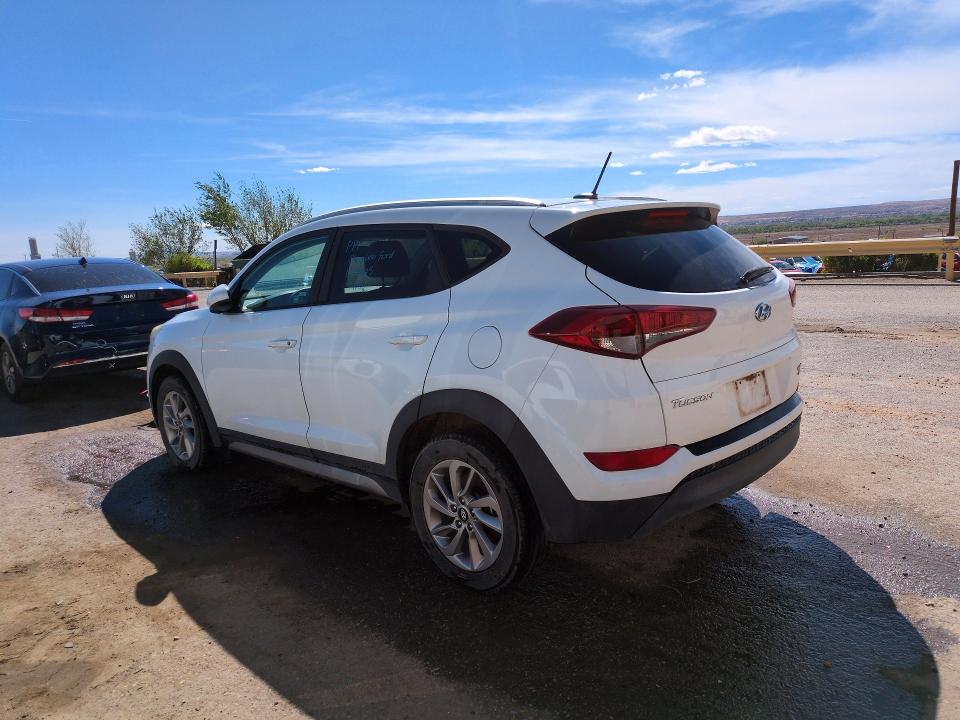 2017 Hyundai Tucson მანქანა იყიდება აუქციონზე, vin: KM8J33A46HU331406, აუქციონის ნომერი: 47998606