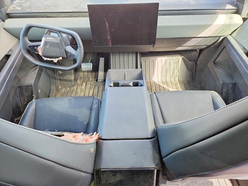 2025 Tesla Cybertruck მანქანა იყიდება აუქციონზე, vin: 7G2CEHED7SA080663, აუქციონის ნომერი: 49231356