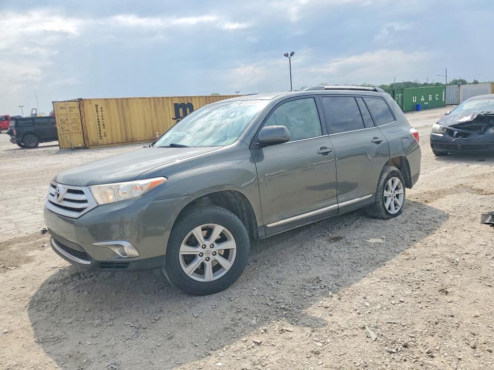 2013 Toyota Highlander მანქანა იყიდება აუქციონზე, vin: 5TDBK3EH6DS222256, აუქციონის ნომერი: 51115976