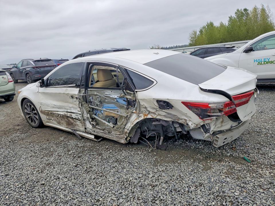51105156 :رقم المزاد ، 4T1BD1EB4GU052498 vin ، 2016 Toyota Avalon Hybrid مزاد بيع