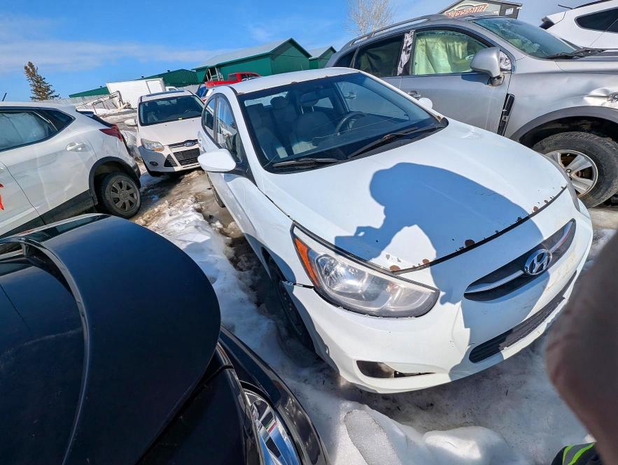 Продажа на аукционе авто 2016 Hyundai Accent, vin: KMHCT4AE8GU037432, номер лота: 46745236