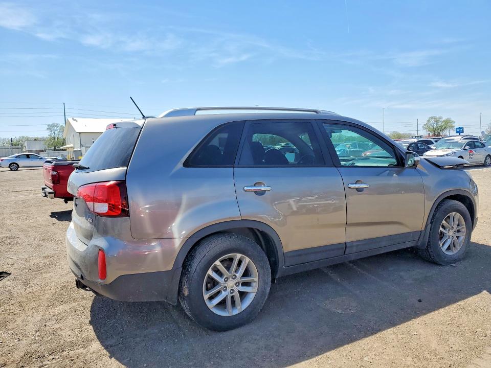 Продаж на аукціоні авто 2015 Kia Sorento, vin: 5XYKT4A62FG655810, номер лоту: 49958946
