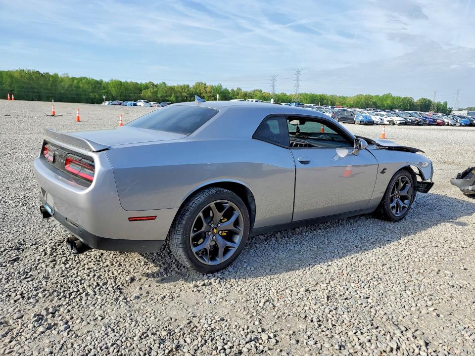 Продаж на аукціоні авто 2018 Dodge Challenger, vin: 2C3CDZAG7JH258762, номер лоту: 49628836