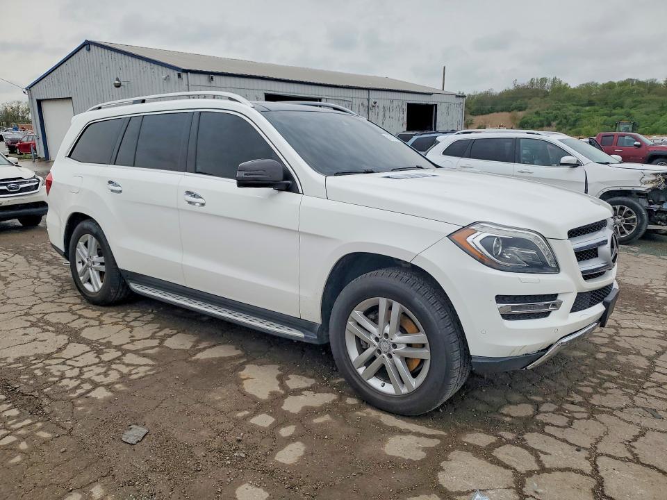51312376 :رقم المزاد ، 4JGDF6EE1FA476067 vin ، 2015 Mercedes-benz Gl مزاد بيع