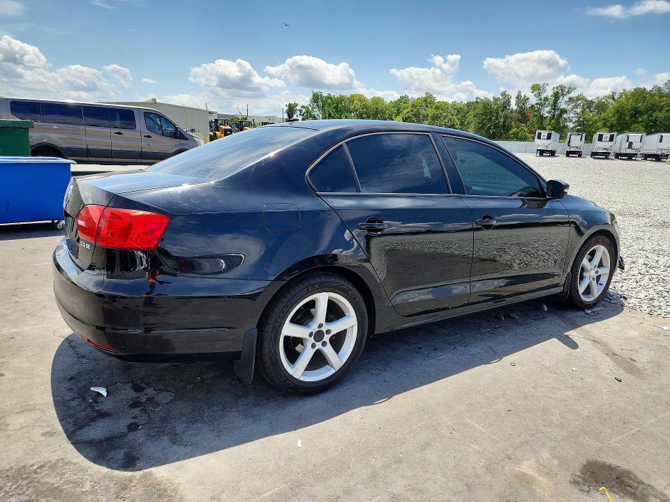 Продажа на аукционе авто 2013 Volkswagen Jetta, vin: 3VWBP7AJ7DM258813, номер лота: 51899386