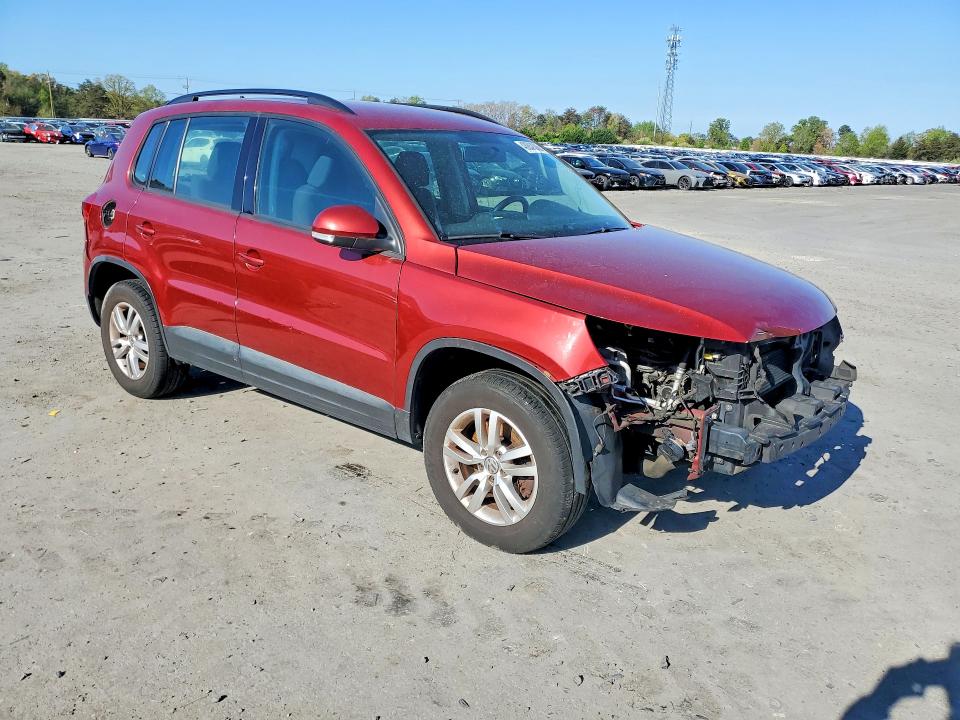 48853306 :رقم المزاد ، WVGAV7AX4FW014530 vin ، 2015 Volkswagen Tiguan مزاد بيع