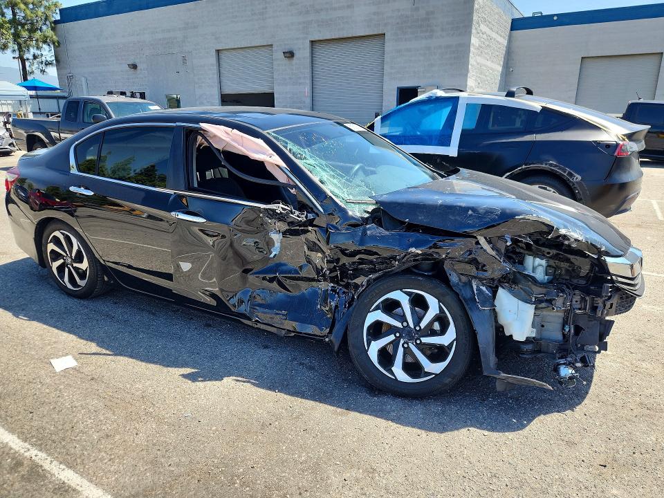 51527846 :رقم المزاد ، 1HGCR2F77GA076291 vin ، 2016 Honda Accord مزاد بيع