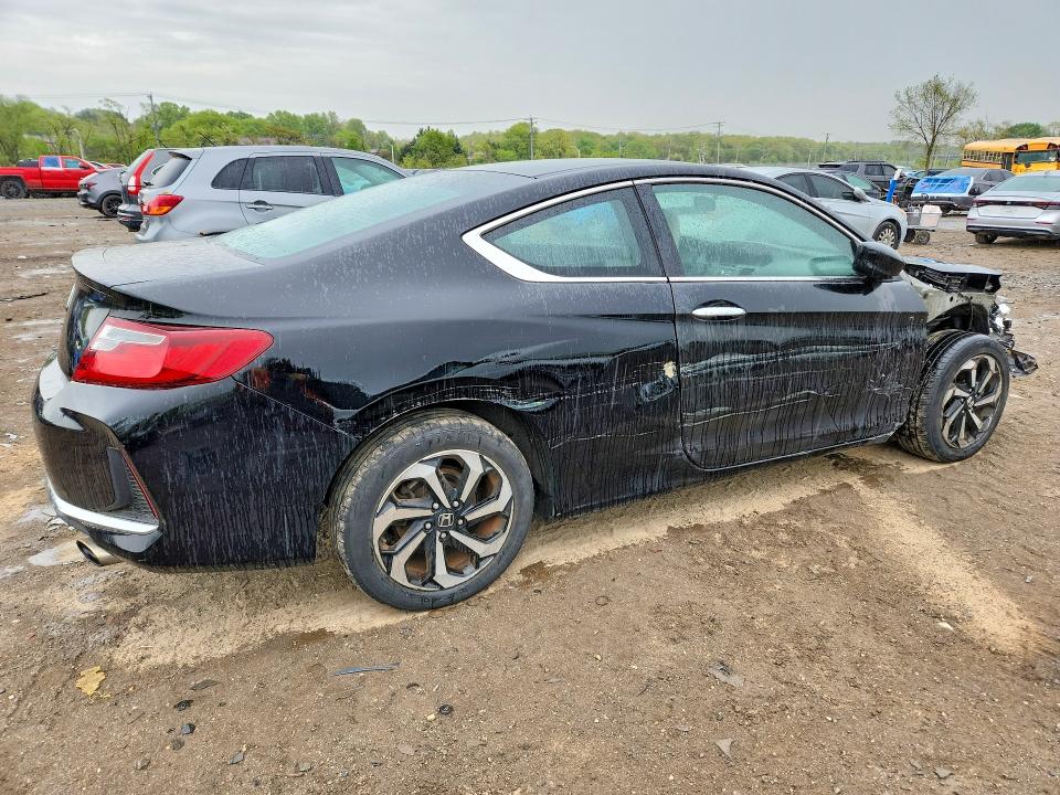 47656336 :رقم المزاد ، 1HGCT1B34HA001757 vin ، 2017 Honda Accord مزاد بيع