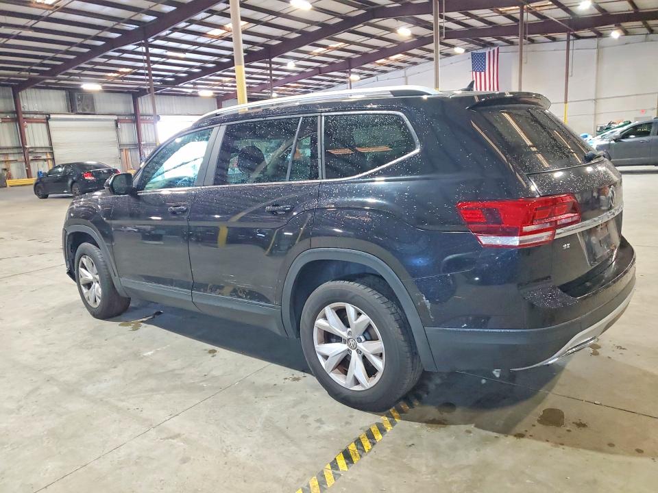 48488256 :رقم المزاد ، 1V2CR2CA5JC540316 vin ، 2018 Volkswagen Atlas مزاد بيع