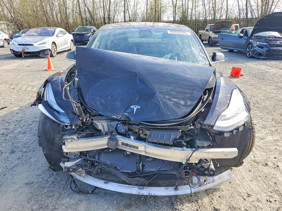 Продажа на аукционе авто 2018 Tesla Model 3, vin: 5YJ3E1EB8JF090435, номер лота: 48989286