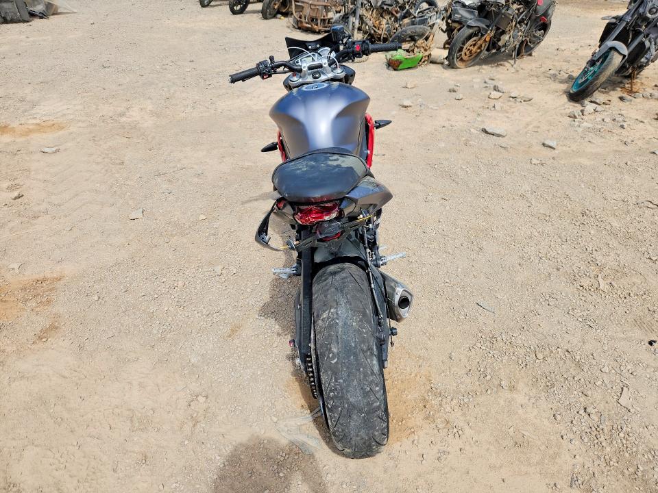 48629056 :رقم المزاد ، SMTL03NE1GT728472 vin ، 2016 Triumph Motorcycle Street Triple مزاد بيع