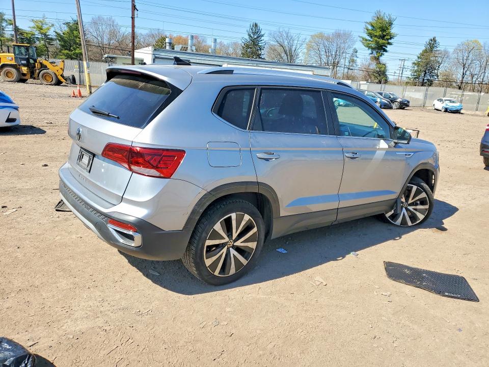 Продажа на аукционе авто 2023 Volkswagen Taos, vin: 3VVEX7B22PM327792, номер лота: 48971076