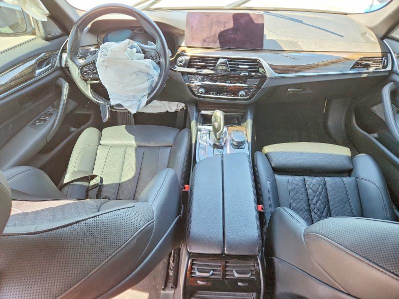 2021 Bmw 530e მანქანა იყიდება აუქციონზე, vin: WBA13AG01MCG44232, აუქციონის ნომერი: 50179476