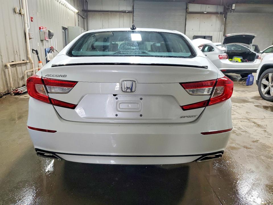 Продажа на аукционе авто 2022 Honda Accord, vin: 1HGCV1F36NA068778, номер лота: 49046906