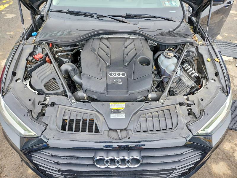 47152706 :رقم المزاد ، WAU8DAF81MN031385 vin ، 2021 Audi A8 مزاد بيع