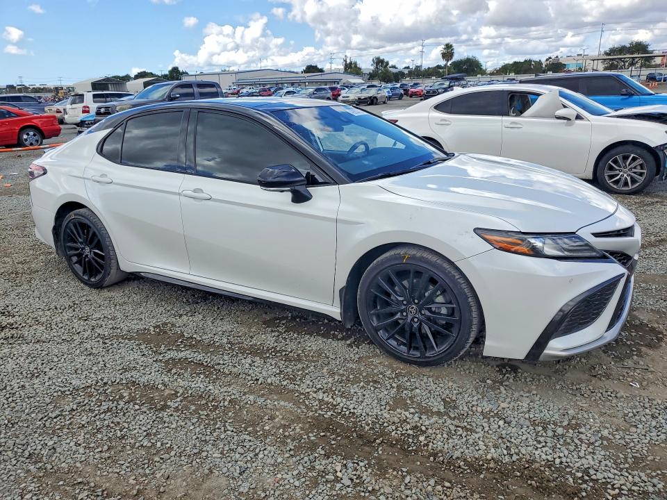 2021 Toyota Camry მანქანა იყიდება აუქციონზე, vin: 4T1KZ1AK5MU056191, აუქციონის ნომერი: 49853786