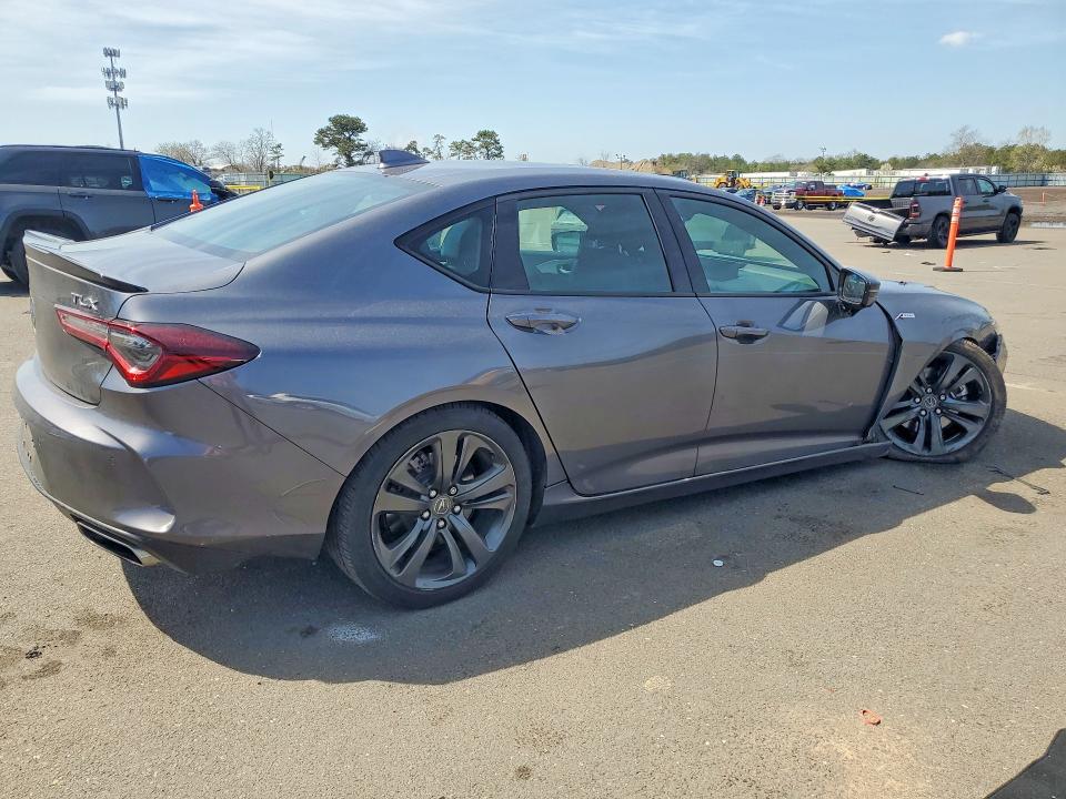 50697716 :رقم المزاد ، 19UUB5F5XPA004249 vin ، 2023 Acura Tlx مزاد بيع