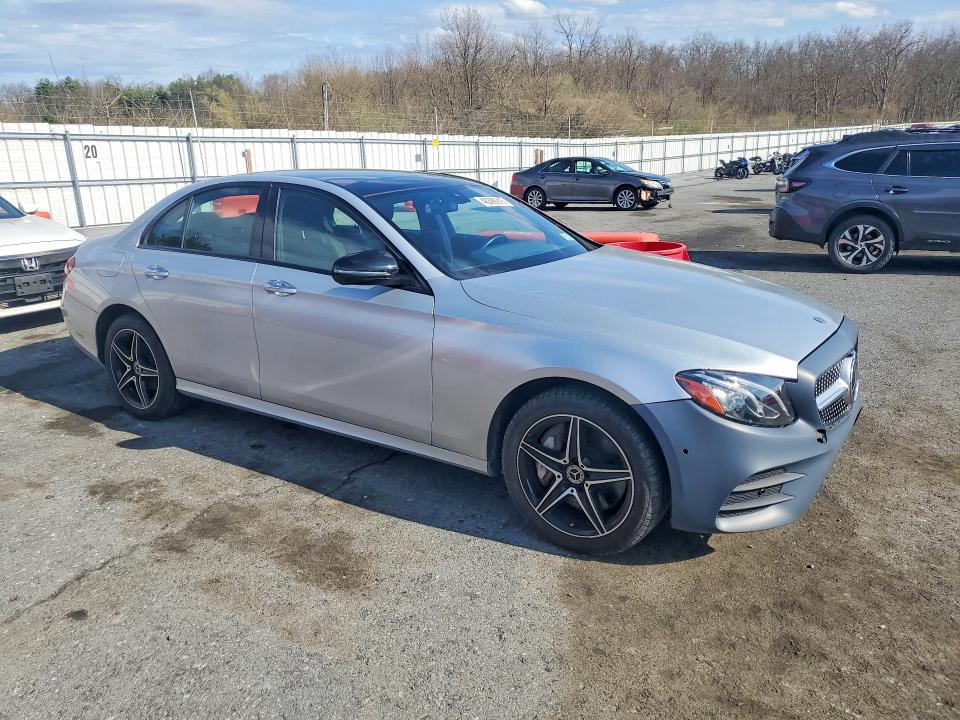 Продажа на аукционе авто 2018 Mercedes-benz E, vin: WDDZF4KB7JA360542, номер лота: 48390916