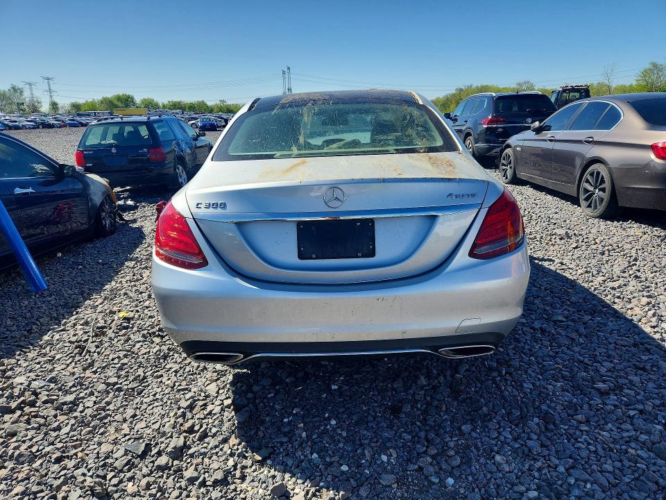 50450566 :رقم المزاد ، 55SWF4KB2FU032066 vin ، 2015 Mercedes-benz C مزاد بيع