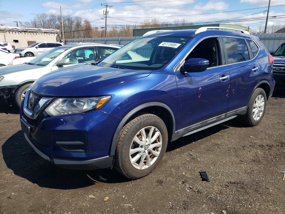 2017 Nissan Rogue მანქანა იყიდება აუქციონზე, vin: 5N1AT2MV4HC897472, აუქციონის ნომერი: 48773906