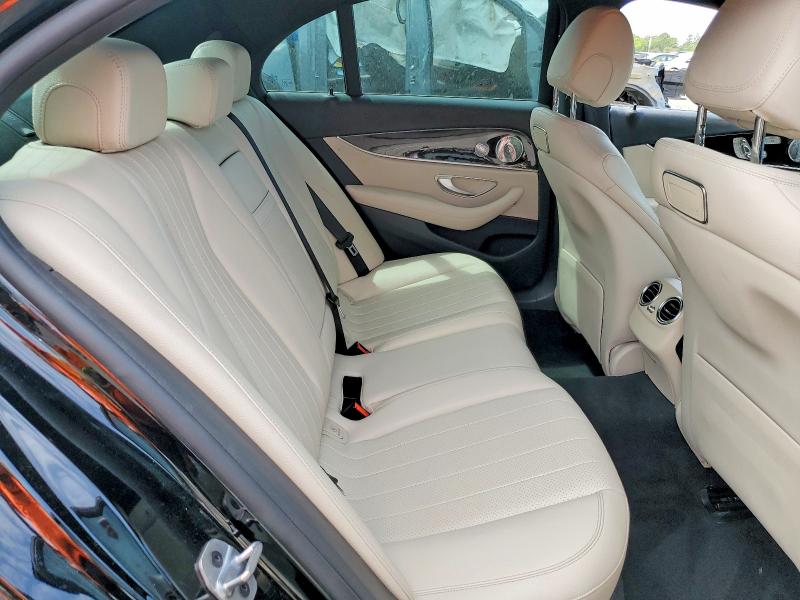 47896216 :رقم المزاد ، WDDZF4JBXKA662927 vin ، 2019 Mercedes-benz E مزاد بيع