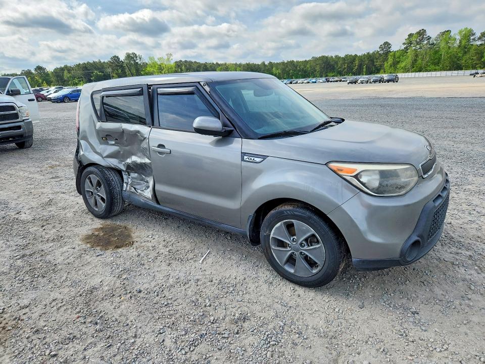 49400576 :رقم المزاد ، KNDJN2A25F7175748 vin ، 2015 Kia Soul مزاد بيع