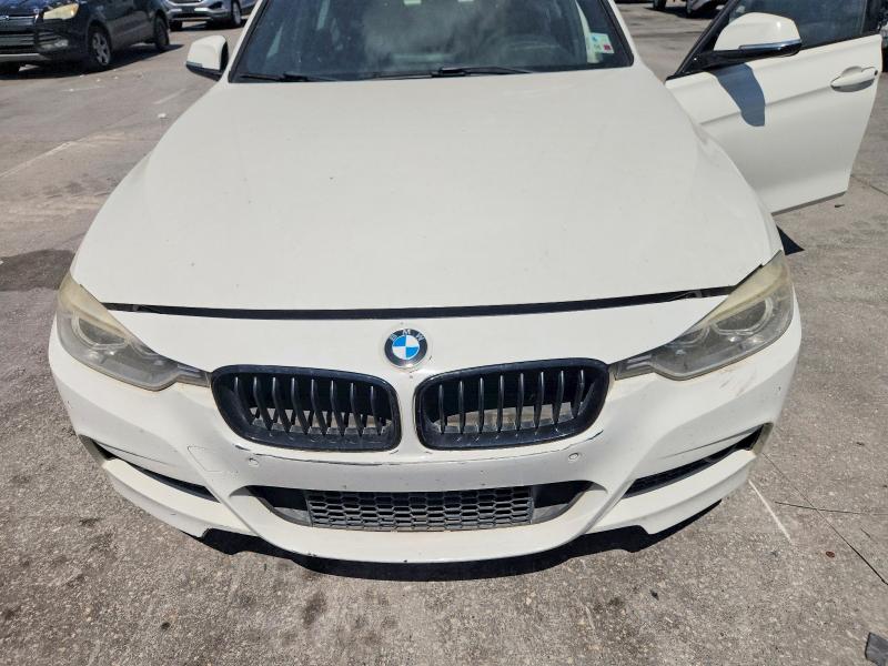 2015 Bmw 335 მანქანა იყიდება აუქციონზე, vin: WBA3A9C51FF686624, აუქციონის ნომერი: 50128016