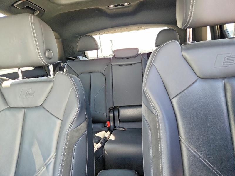 51340266 :رقم المزاد ، WA1EECF37M1028141 vin ، 2021 Audi Q3 مزاد بيع