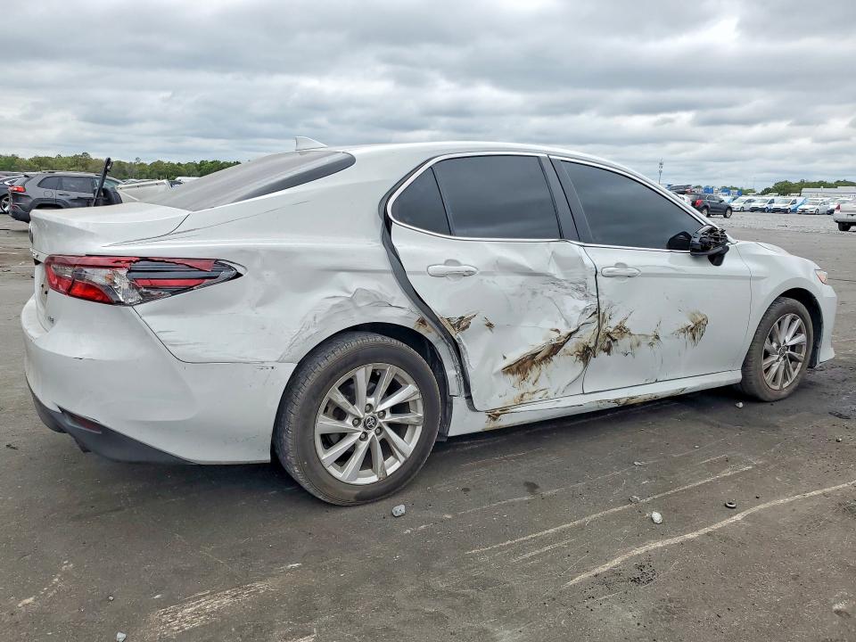 Продажа на аукционе авто 2023 Toyota Camry, vin: 4T1C11AKXPU180764, номер лота: 51721206