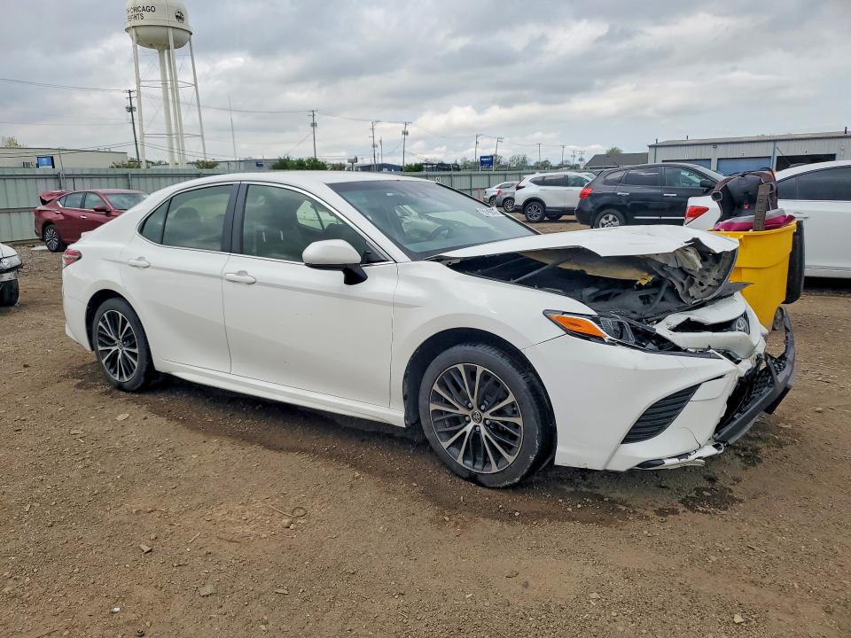 50196566 :رقم المزاد ، JTNB11HKXJ3007289 vin ، 2018 Toyota Camry مزاد بيع