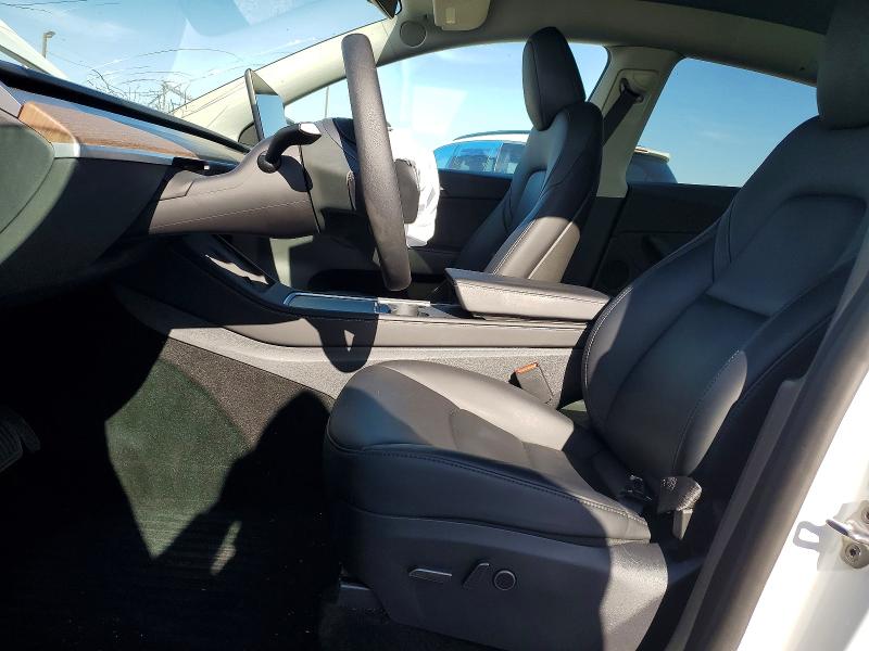 2024 Tesla Model Y მანქანა იყიდება აუქციონზე, vin: 7SAYGDEE2RF179539, აუქციონის ნომერი: 49685186