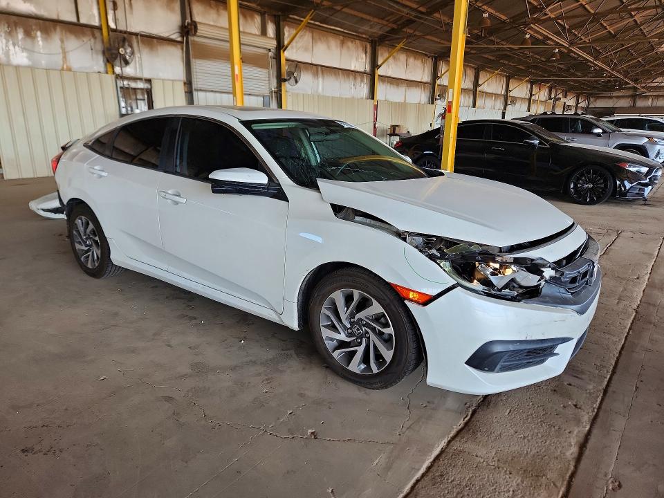 Продаж на аукціоні авто 2018 Honda Civic, vin: 19XFC2F70JE206686, номер лоту: 50170456