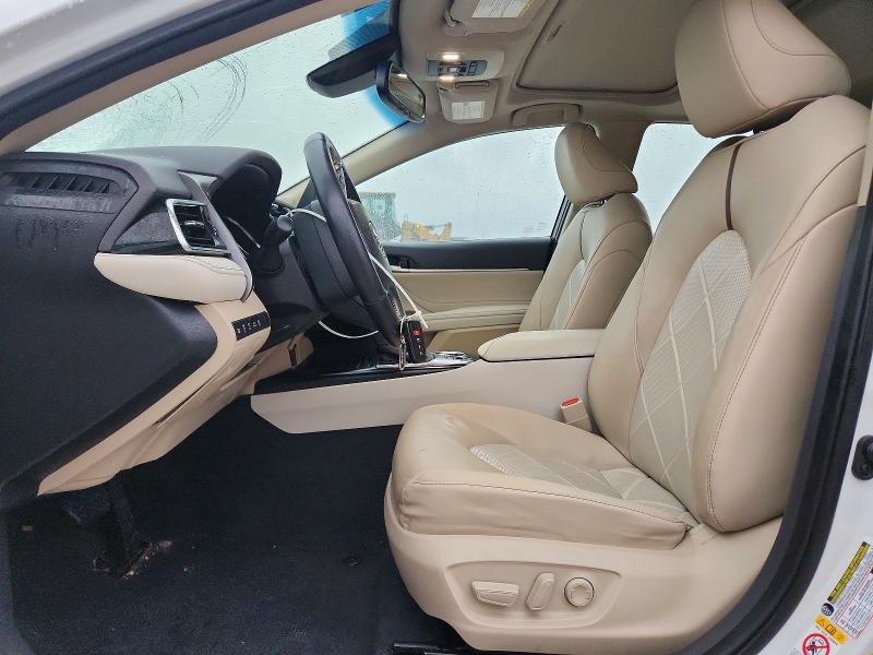 2018 Toyota Camry Hybrid მანქანა იყიდება აუქციონზე, vin: 4T1B21HK0JU007535, აუქციონის ნომერი: 50523676