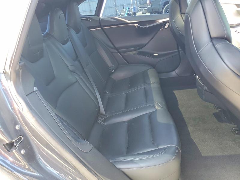 Продажа на аукционе авто 2018 Tesla Model S, vin: 5YJSA1E27JF292867, номер лота: 49921136