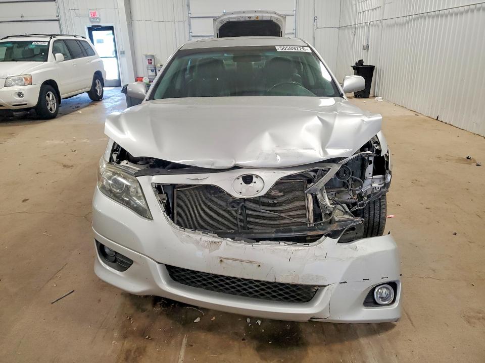 50509226 :رقم المزاد ، 4T1BF3EK4BU149070 vin ، 2011 Toyota Camry مزاد بيع