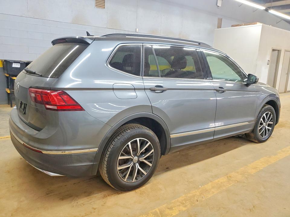 48563856 :رقم المزاد ، 3VV3B7AX6MM007728 vin ، 2021 Volkswagen Tiguan مزاد بيع