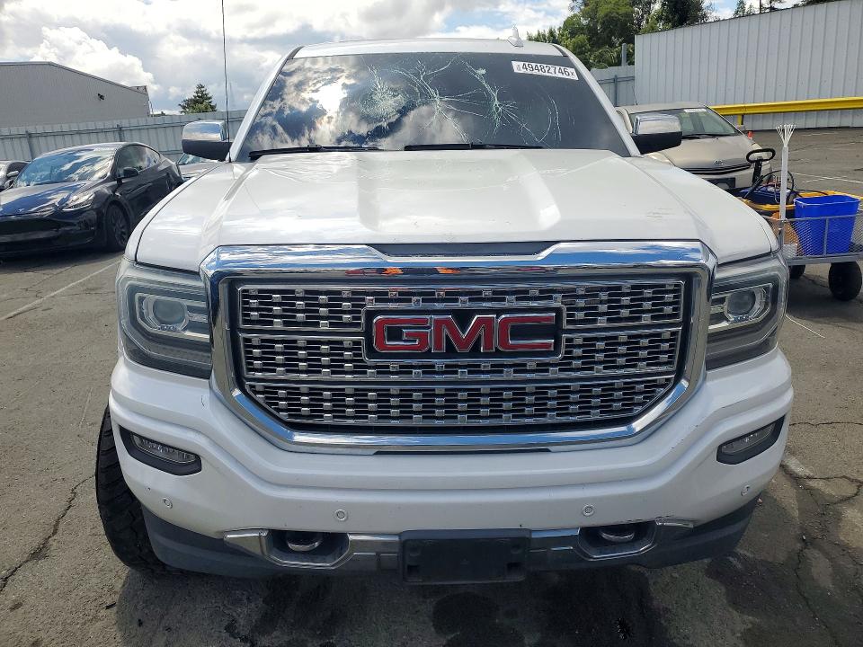 49482746 :رقم المزاد ، 3GTU2PEJ9JG621594 vin ، 2018 Gmc Sierra مزاد بيع