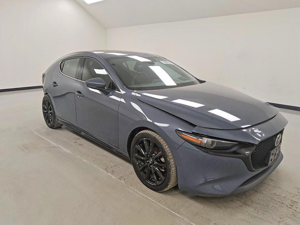 2021 Mazda 3 მანქანა იყიდება აუქციონზე, vin: JM1BPBML3M1316903, აუქციონის ნომერი: 49319826