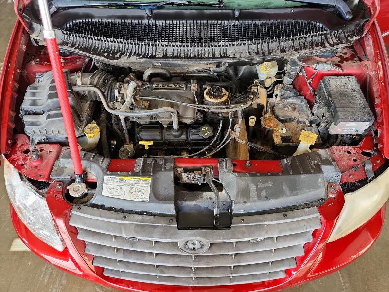 2005 Chrysler Town & Country მანქანა იყიდება აუქციონზე, vin: 2C4GP54L55R344108, აუქციონის ნომერი: 48818546