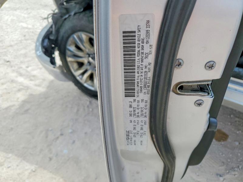 48385906 :رقم المزاد ، 1C6RR6GG7JS219120 vin ، 2018 Ram 1500 مزاد بيع